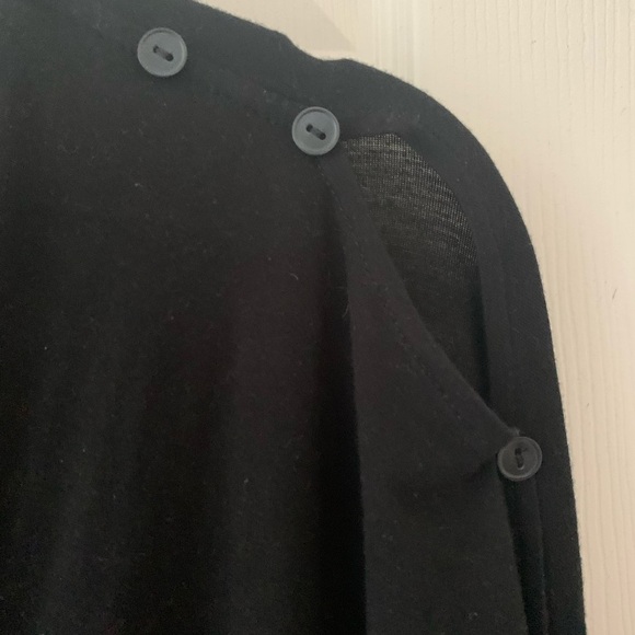 Chico’s Size 2 (12) Women's Black Button-Detail Top EUC - Picture 3 of 4